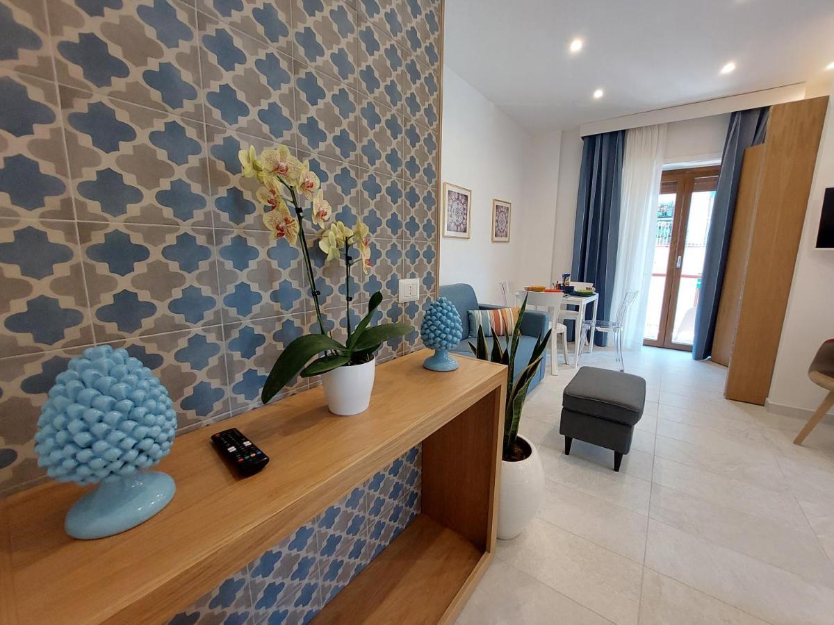 Mistral Luxury Suites Sorrento Exterior foto
