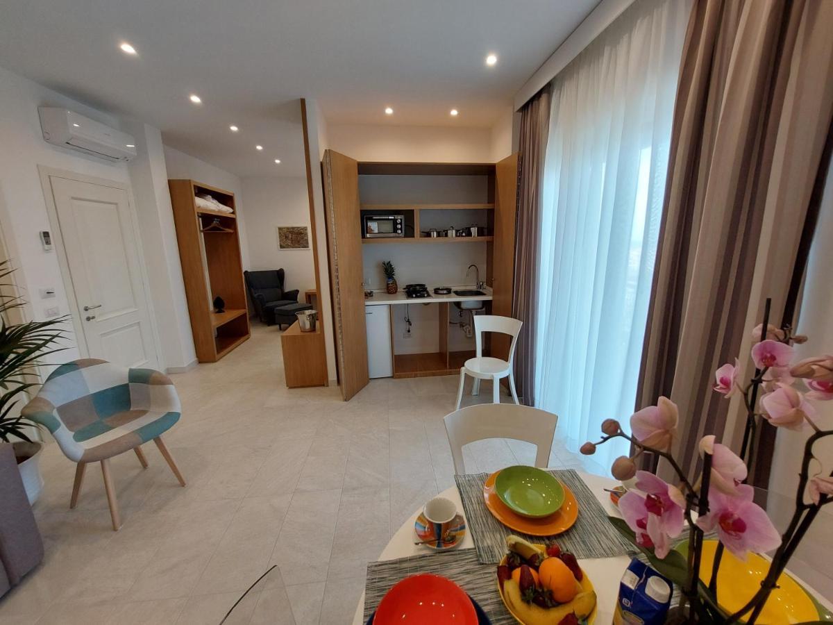 Mistral Luxury Suites Sorrento Exterior foto
